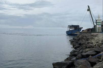 Çanakkale Boğazı'nda transit gemi geçişleri yeniden başladı