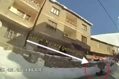 Hakkari'de kızakla kayarken otobüsün altına giren çocuk hayatını kaybetti