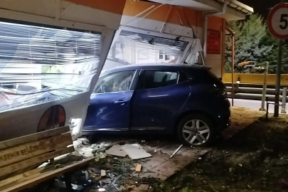 İstanbul Silivri'de akollü sürücü kantar binasına çarptı: 1 ölü