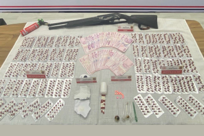 Kırıkkale'de evinde ve aracında uyuşturucu bulunan şahıs tutuklandı