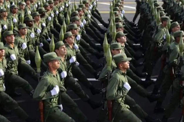 Küba'dan ABD tehdidine tatbikatlı cevap