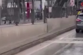 Bursa'da kaza sonrası sürücüler birbirine girdi