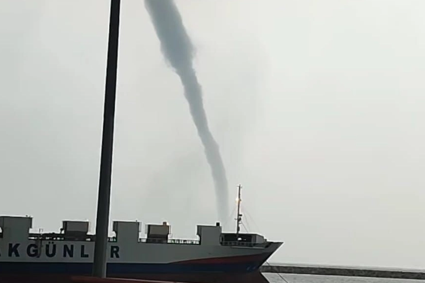 Akdeniz'de çifte hortum