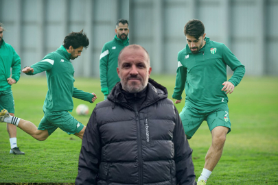 Bursaspor'da hazırlıklar tamam! Mustafa Er ilk sınavını verecek