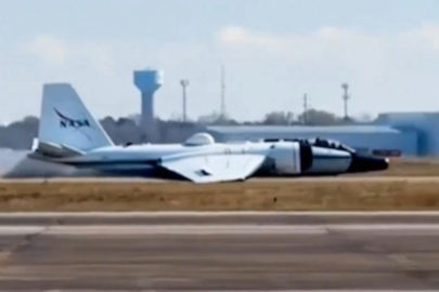 NASA'ya ait araştırma uçağı arıza nedeniyle gövde üzerine iniş yaptı