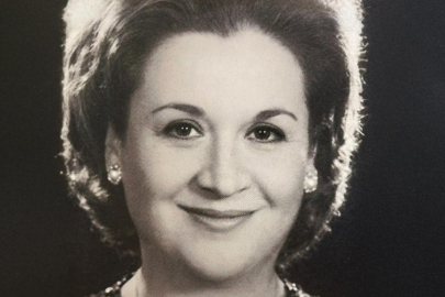 Türk halk müziği sanatçısı Seha Okuş, son yolculuğuna uğurlandı