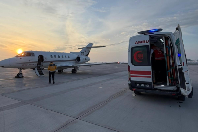 Van’da uçak ambulans bebek hastalar için havalandı