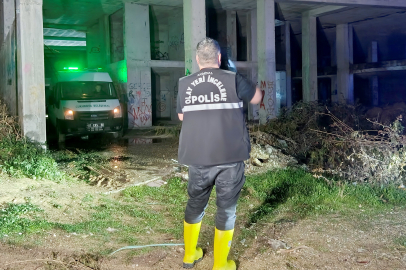 Adana'da yağışla su dolan bodrum kata düştü, hayatını kaybetti