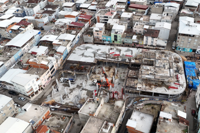 Bursa Yavuzselim Kapalı Pazar Alanı’nda çalışmalar sürüyor