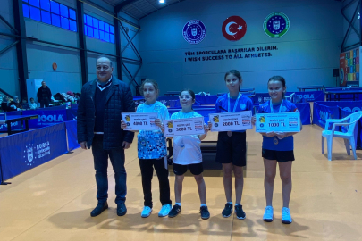 Bursa Büyükşehir Belediyesporlu raketlerden 7 madalya