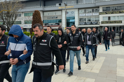 Düzce'de sahte kimlikle arazi satıp milyonluk vurgun yapmaya çalışan 4 kişi tutuklandı