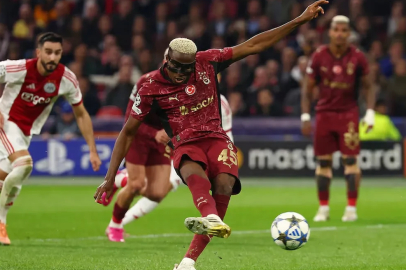 Fenerbahçe'de Victor Osimhen etkisi: Domenico Tedesco'dan çarpıcı rapor!