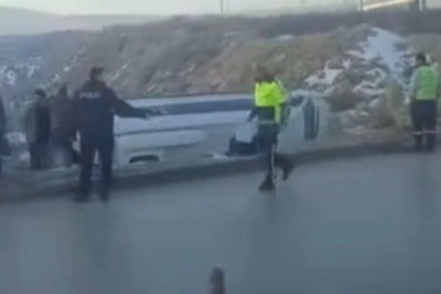 Gaziantep'te kontrolden çıkan işçi servisi şarampole devrildi: 10 yaralı