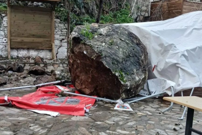 Manisa Soma’da meydana gelen heyelan korkuttu