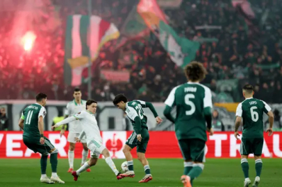 Roma üst tur biletini kaptı