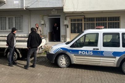 Sakarya'da her gün eşinin mezarına giden yaşlı adam evinde ölü bulundu