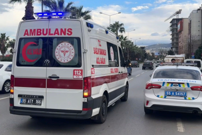 Samsun'da hafif ticari araç ile çarpışan motosikletin sürücüsü yaralandı