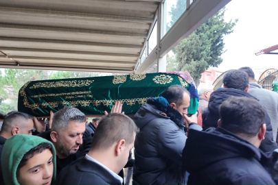 Tatil faciayla bitti: 3 yaşındaki çocuk toprağa verildi