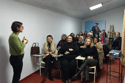 Bursa Gemlik'te dijital dolandırıcılığa karşı farkındalık eğitimi