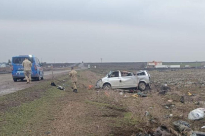 Şırnak'ta minibüs şarampole devrildi: 2 ölü, 6 yaralı
