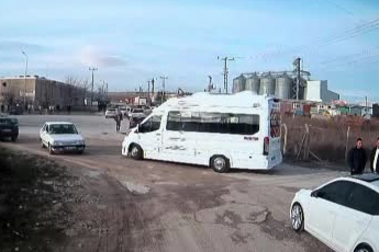 Ankara’da trafik güvenliğini tehlikeye atan 5 sürücüye ceza kesildi