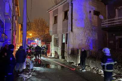 Sivas’ta 2 katlı evde çıkan yangında 26 kedi telef oldu