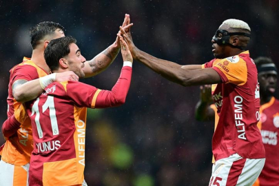 Ahmet Çakar'dan Galatasaray maçı değerlendirmesi! "Fenerbahçe asla Galatasaray gibi olamıyor"