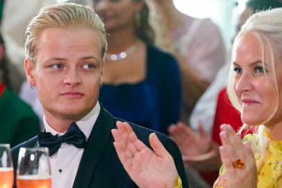 Norveç’te Veliaht Prenses Mette-Marit’in oğluna saldırı, tehdit ve uzaklaştırma kararını ihlal şüphesiyle gözaltı