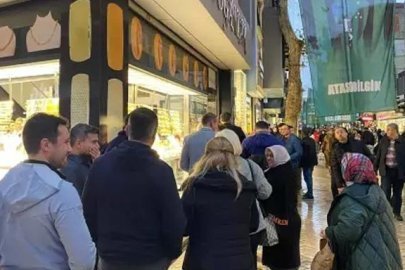 Kuyumcularda alım kuyruğu! Altın ve gümüşteki düşüş sonrası...