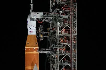 NASA'dan Artemis II kararı: Hidrojen sızıntısı "Ay'a dönüş hayalini" erteletti