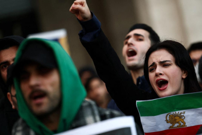 İran'daki olaylarda ölenlerin sayısı 6 bin 872'ye yükseldi