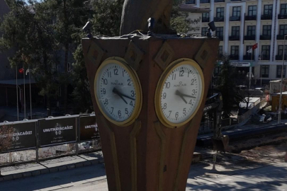 Adıyaman'da saat kulesi 3 yıldır 04.17'yi gösteriyor