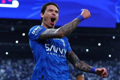 Dünya yıldızı İstanbul’a! Darwin Nunez Fenerbahçe’ye çok yakın...