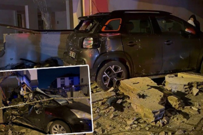 Sürücü direksiyon hakimiyetini kaybetti: 4 araca ve iş yerine çarptı