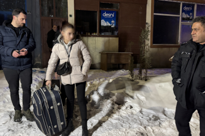Erzurum'da evde zorla tutulduğunu öne süren kadını polis kurtardı