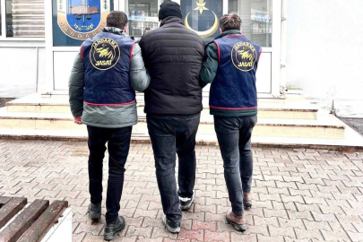 Samsun'da FETÖ üyeliğinden 6 yıl 3 ay hapis cezası bulunan 2 firari yakalandı