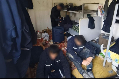 Bursa'da göçmen kaçakçılığına yönelik operasyon: 13 yabancı uyruklu şahıs yakalandı