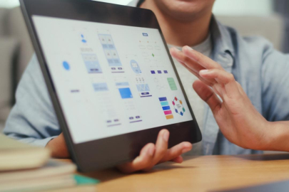 UI/UX alanında uzmanlaşmak isteyenler için kapsamlı eğitim başlıyor