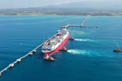 17 ilin gaz ihtiyacını karşılayan Dörtyol FSRU 8 yaşında