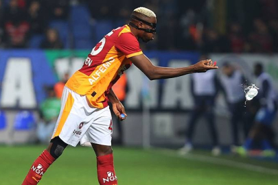 Osimhen, Gomis'i tahtından etti