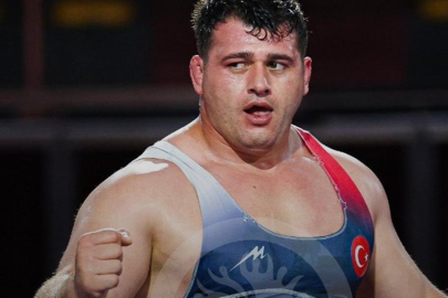 Rıza Kayaalp'ten büyük başarı