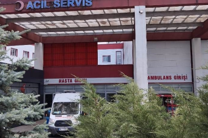 Sakarya'da silahını temizlerken kendini vuran polis, hastanede hayatını kaybetti