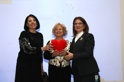 Bursa'da kalpten ilmekler huzurevi sakinleri için atıldı