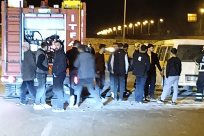 Batman’da seyir halindeki hafif ticari araçta yangın çıktı