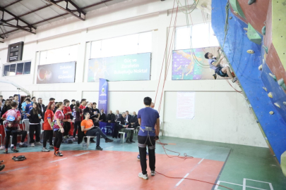 Bursa İnegöl'de spor festivalinde spor tırmanış branşı büyük heyecana sahne oldu