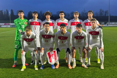 Bursasporlu genç isim 45 dakika oynadı!