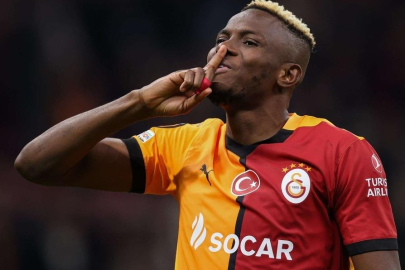 Galatasaray'a Osimhen için geldiler: Ödenecek bonservis dudak uçuklattı