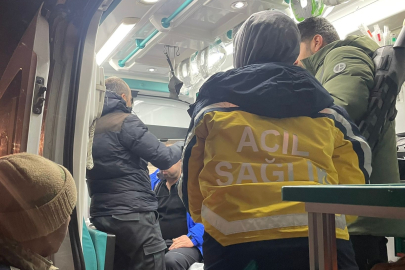 Ağrı’da üzerine çığ düşen araçtaki 4 personel kurtarıldı