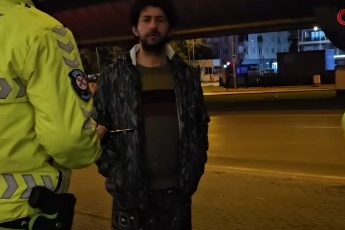 Bursa'da hem alkollü hem de ehliyetsiz! Kız arkadaşıma öğretiyorum deyince...