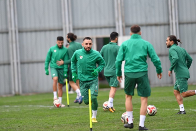 Bursaspor, GW Kırklarelispor hazırlıklarına devam etti
